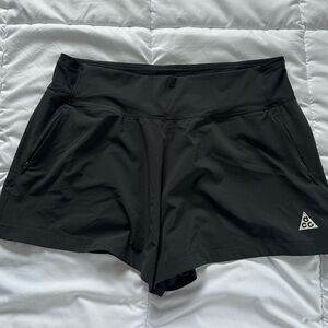 Nike ACG Women's Athletic Black Shorts, XL